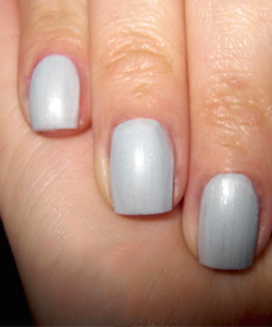 O.P.I. Black Shatter Before 250x300 