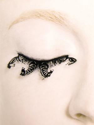 B - Paper Eyelashes 300x400