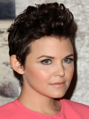 B - Ginnifer Goodwin 300x400 B - Ginnifer Goodwin 300x400