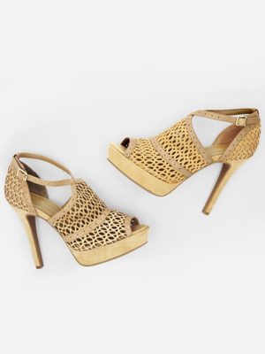 S - BCBG Platforms 300x400