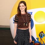 s_-_crop_top_150x150_1.jpg s_-_crop_top_150x150_1.jpg