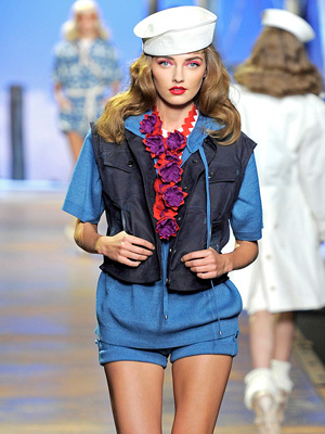 S - Dior SS11 300x400