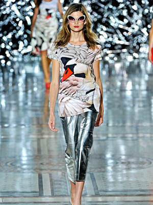 Giles Spring 2012 Runway