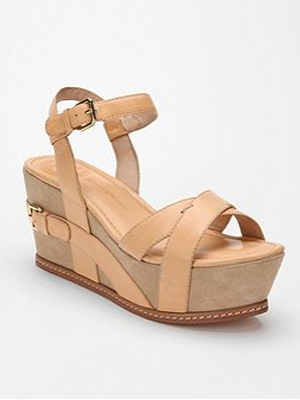 S - Urban Outfitters 300x400